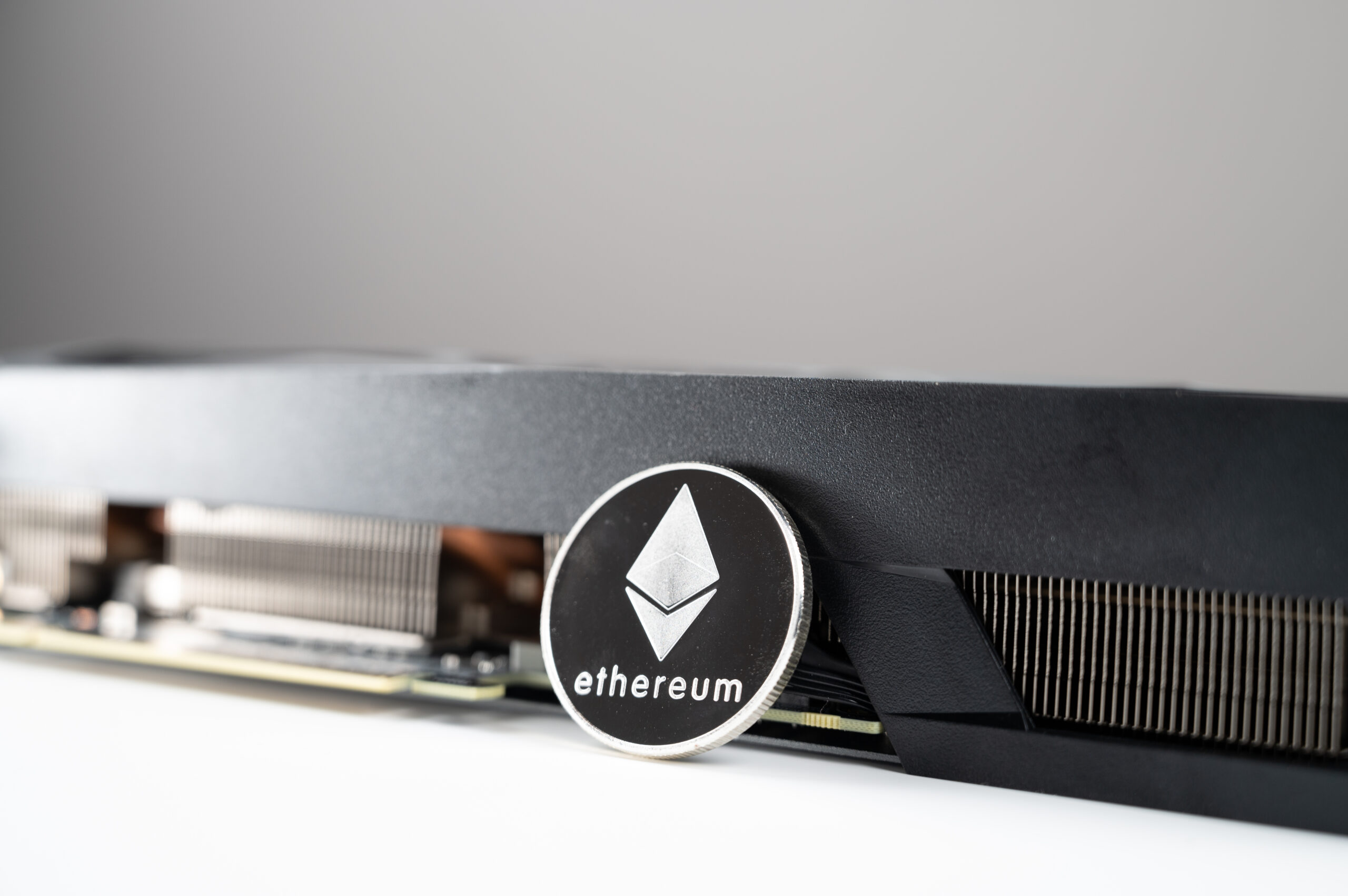 Бутерин в 2025 году: фокус на ядре Ethereum и децентрализации