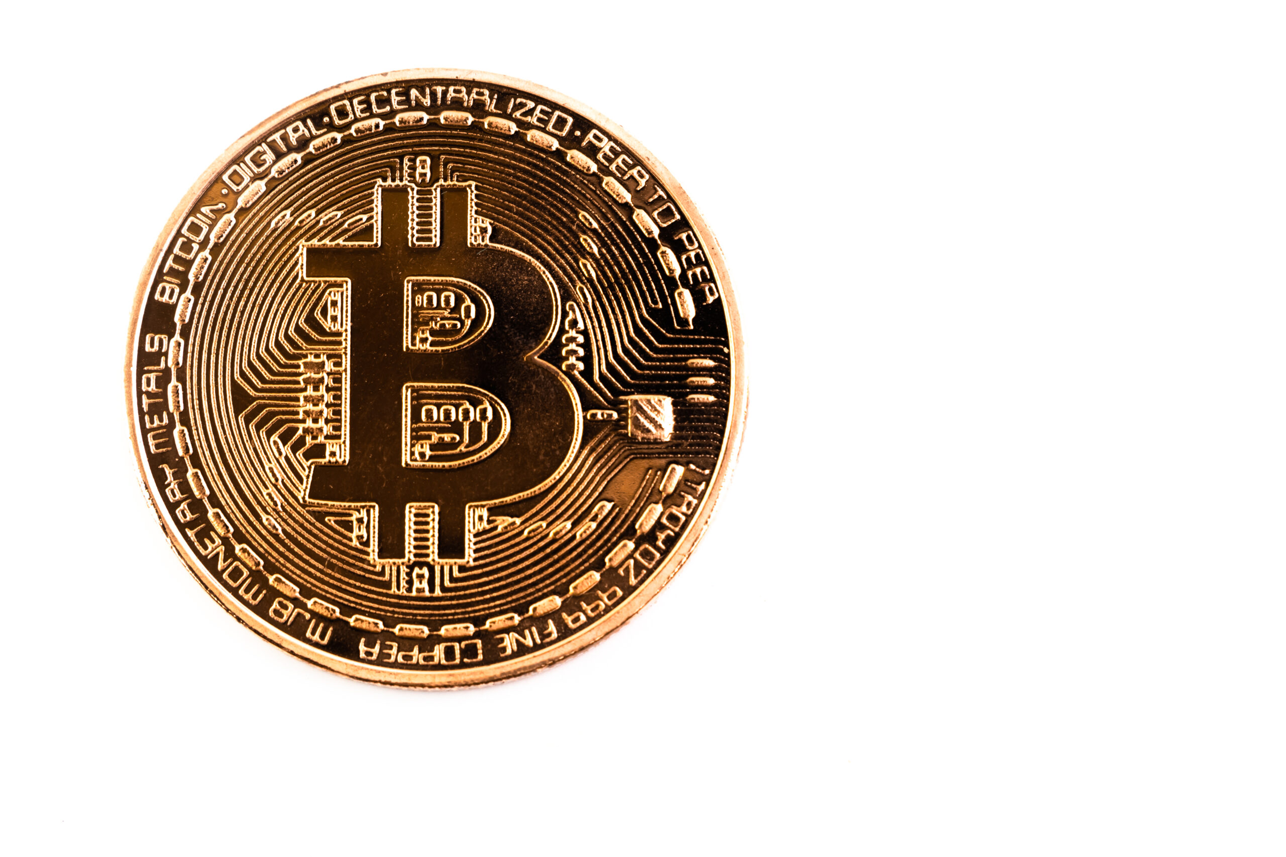 Розничные инвесторы активизировались: CryptoQuant зафиксировал рост спроса на фоне стабилизации BTC