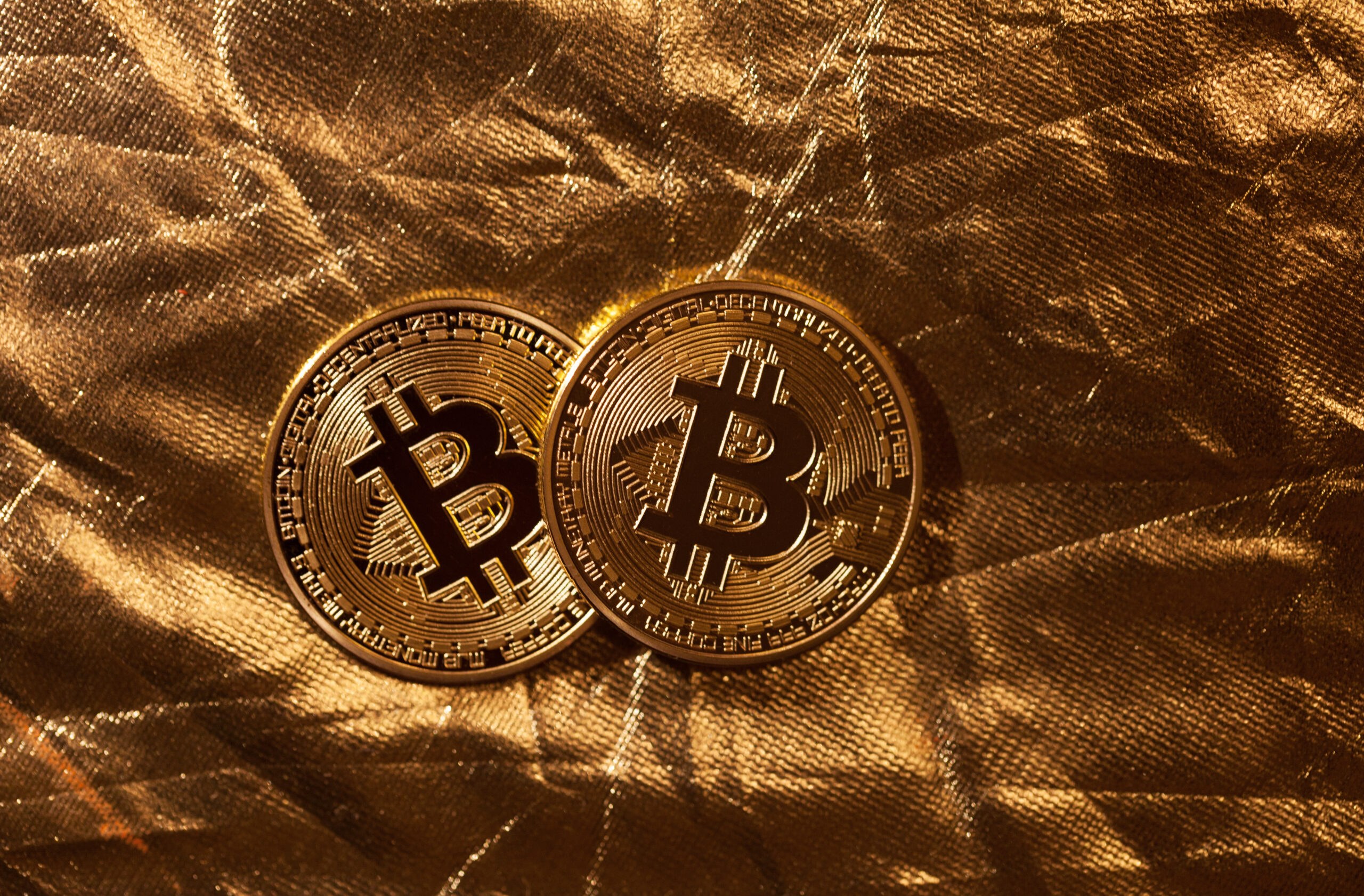 Bitwise: Биткоин — цифровое золото, но игнорировать Ethereum и Solana недальновидно