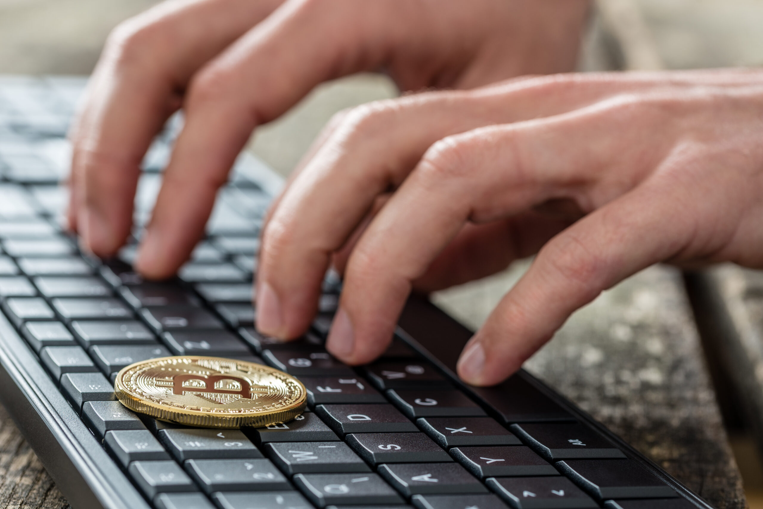 BTC-e снова в фокусе: миллионы в биткоинах с долгим следом прошлого