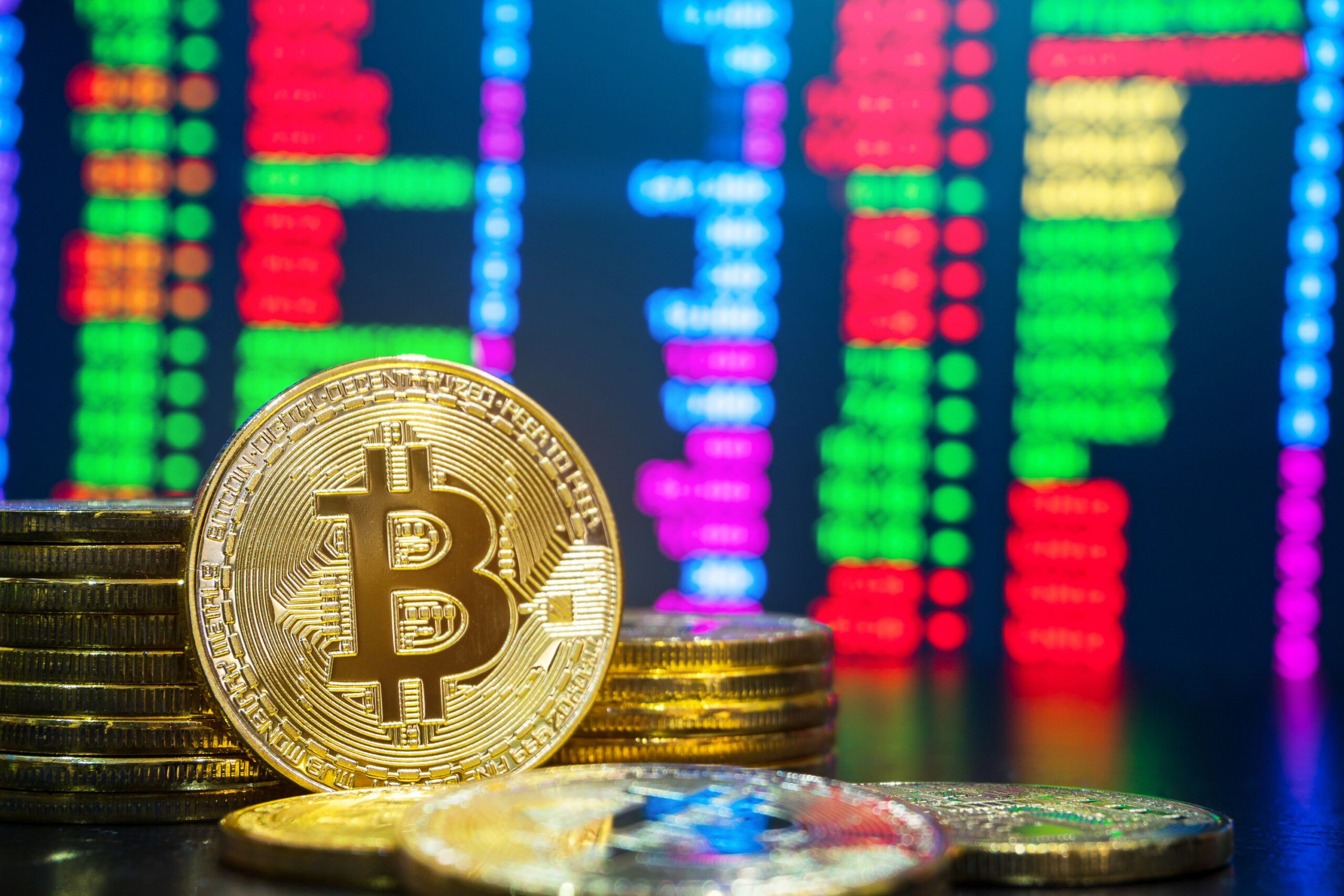 Доминирование биткоина мешает альткоинам: сезон отложен
