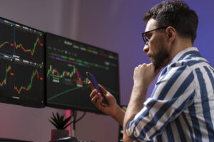 Solana Mobile начала поставки криптосмартфона Seeker в 57 стран — обложка новости Cryptium