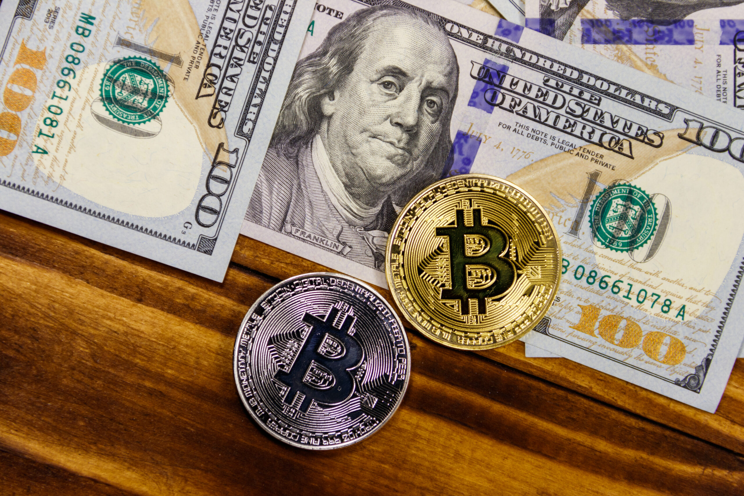 Роберт Кийосаки продает биткоины: что это значит для рынка криптовалют?