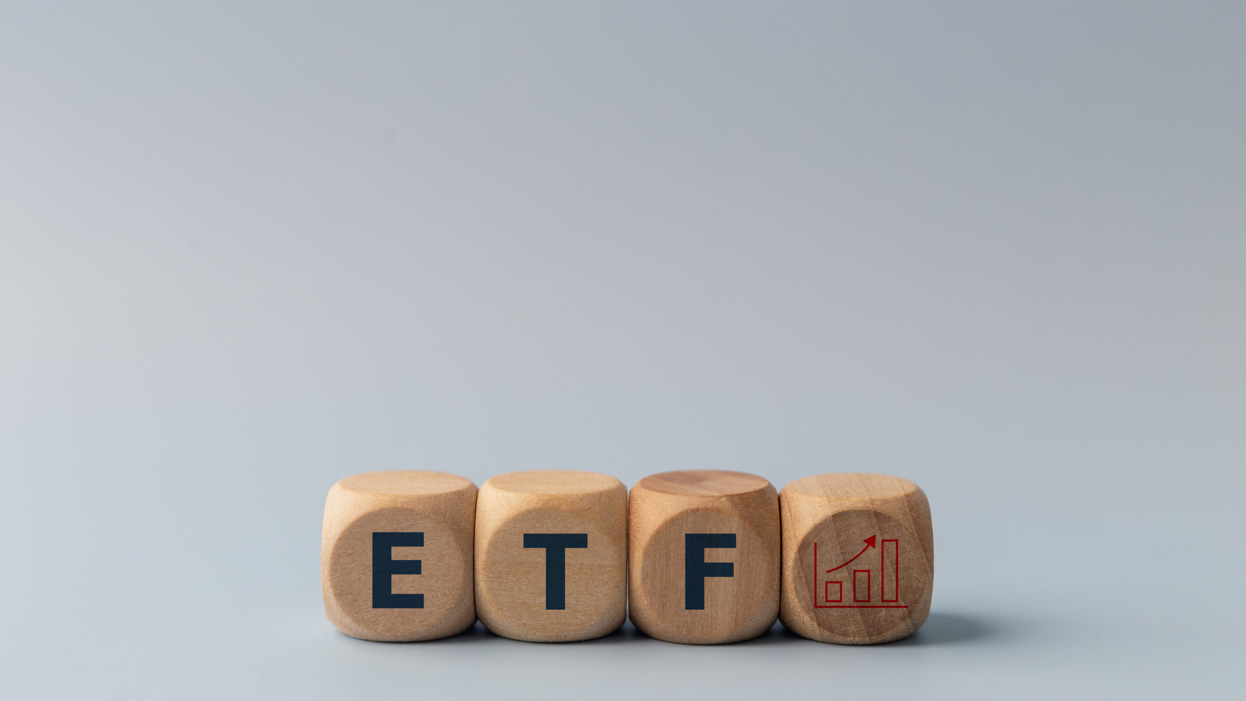 Ключевая отметка для ETF: как уровень $86,600 влияет на рынок