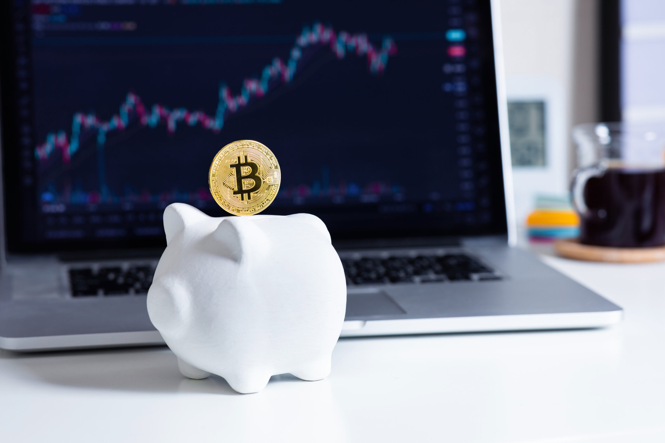 Курс биткоина обновил минимум года. Что случилось на крипторынке