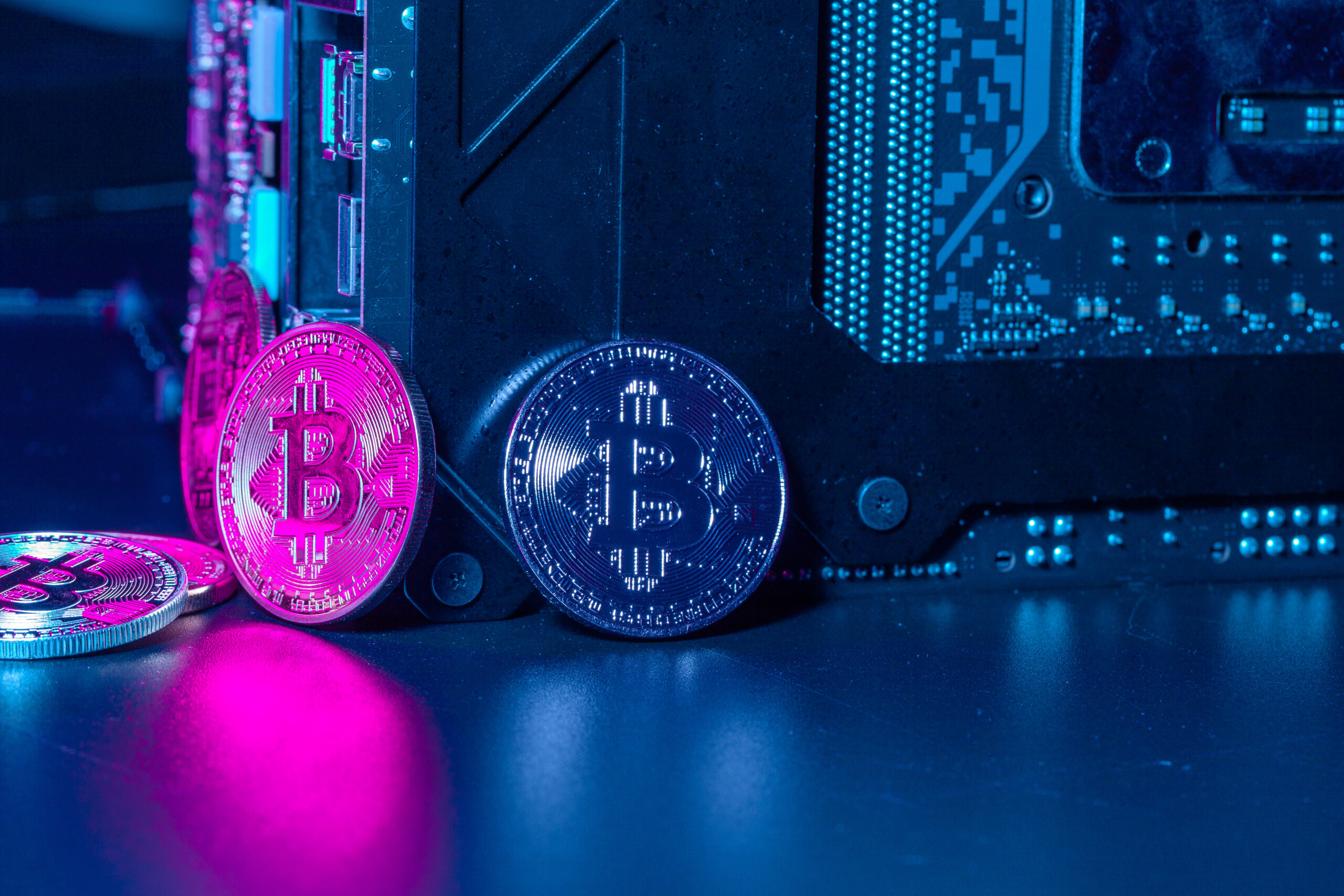 Криптофонды привлекают рекордные инвестиции: анализ и последствия