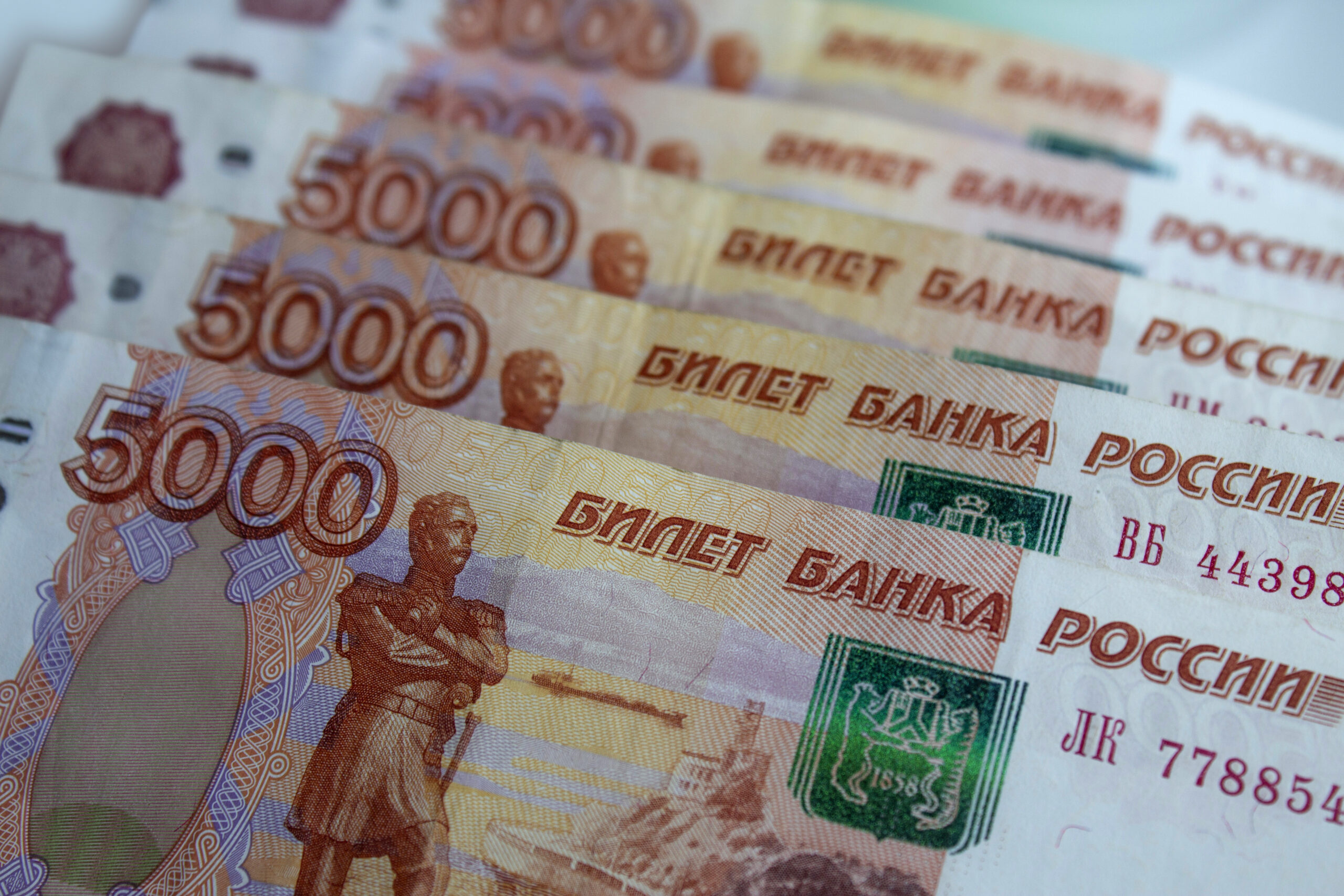 Массированный вывод средств с биржи Grinex: анализ инцидента и его последствия для крипторынка